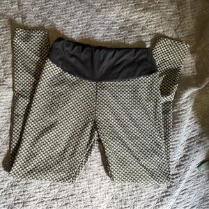Butt Scrunch and Contour Grey Leggings Size M